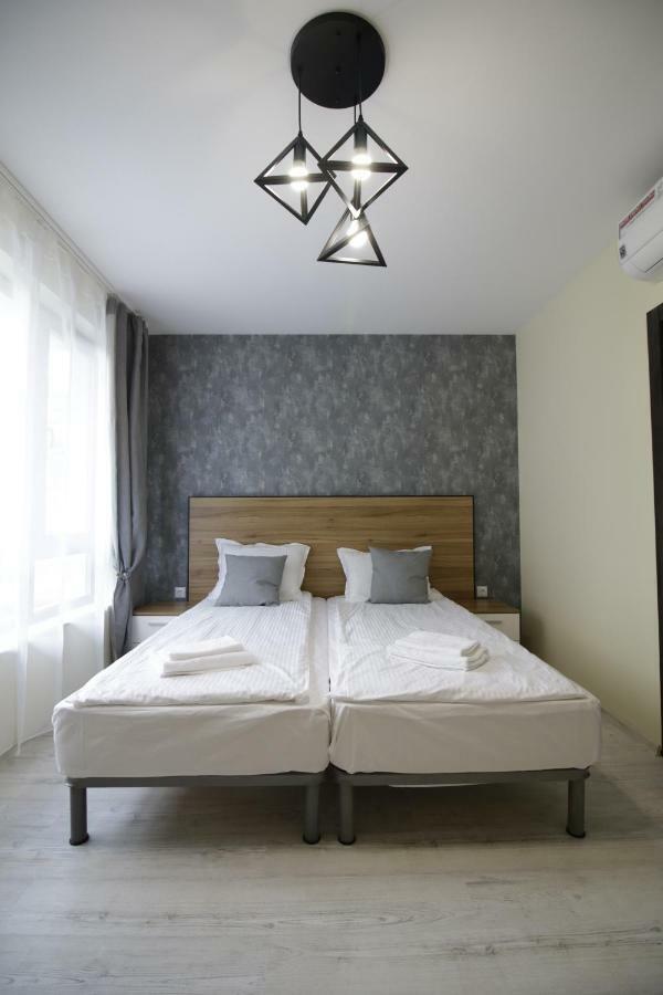 La Familia Apartments Varna Exterior foto